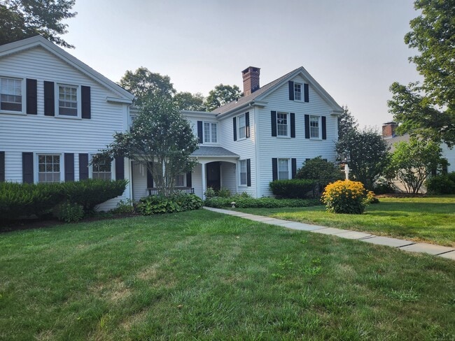 Primary Photo - 217 North St