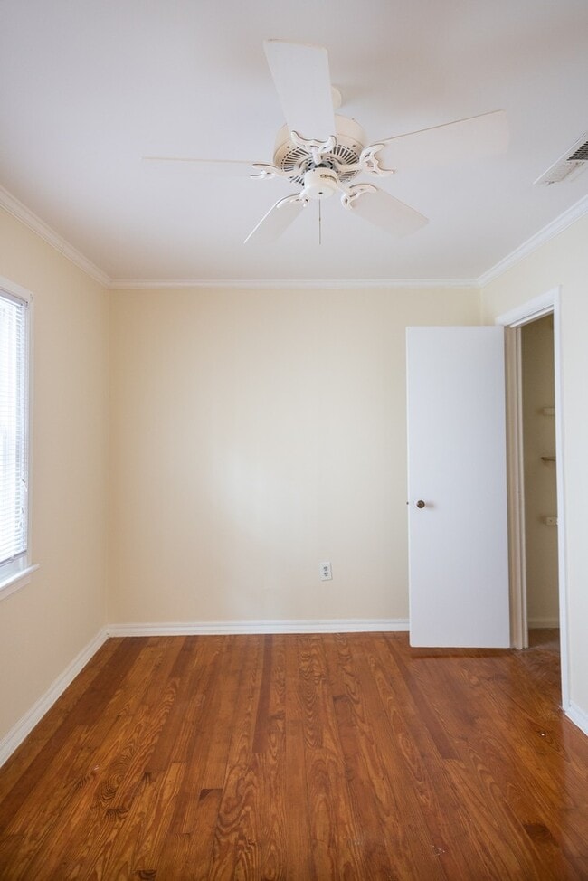 Building Photo - 47 Laurens St