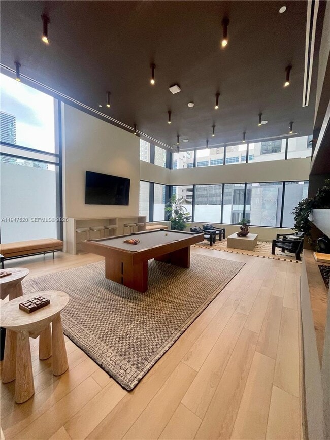 Building Photo - 225 N Miami Ave