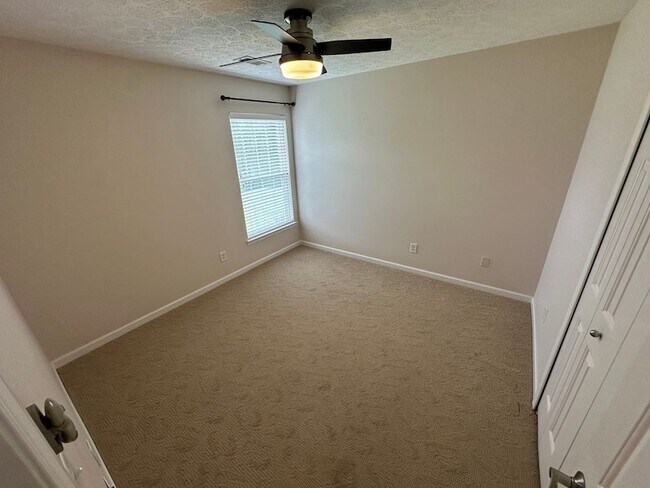 Building Photo - 245 Cobblestone Landing