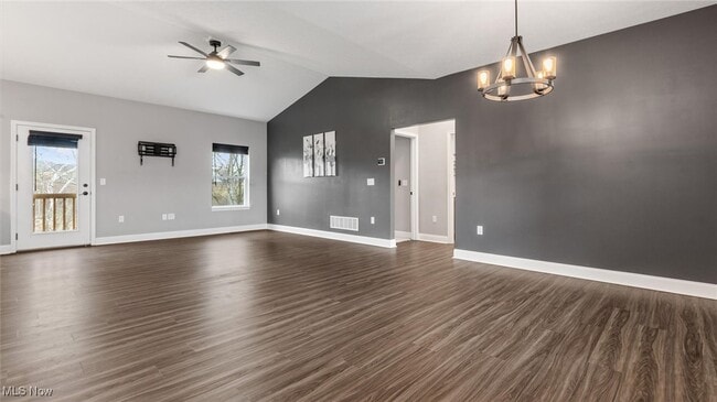 Building Photo - 6965 Chandlersville Rd