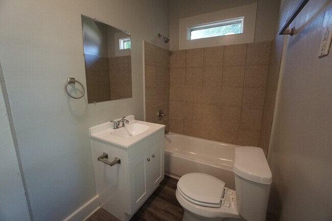 Building Photo - 4335 Jackson St