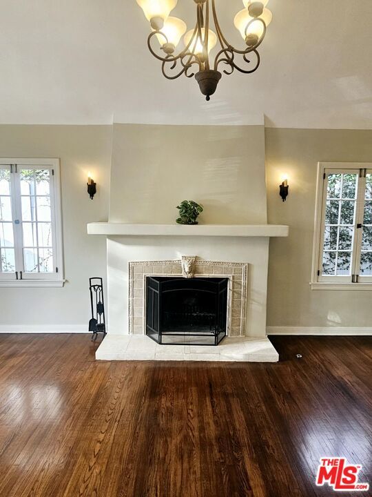 Building Photo - 650 S Gretna Green Way