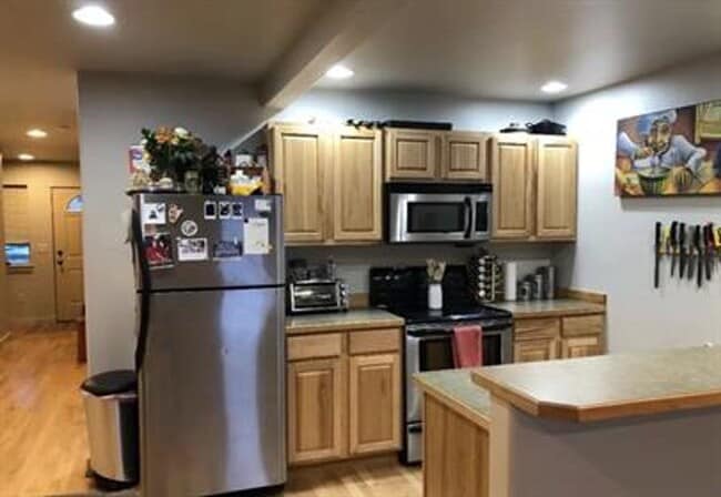 Building Photo - 3 bedroom 2 1/2 bath in Bozeman