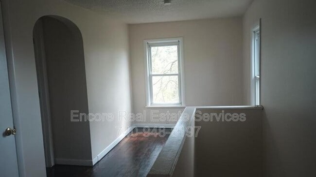 Building Photo - 480 Ridge Ave