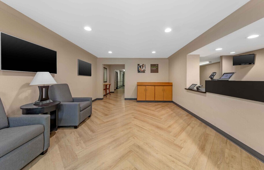Building Photo - Furnished Studio-West Palm Beach - Northpoint Corporate Park
