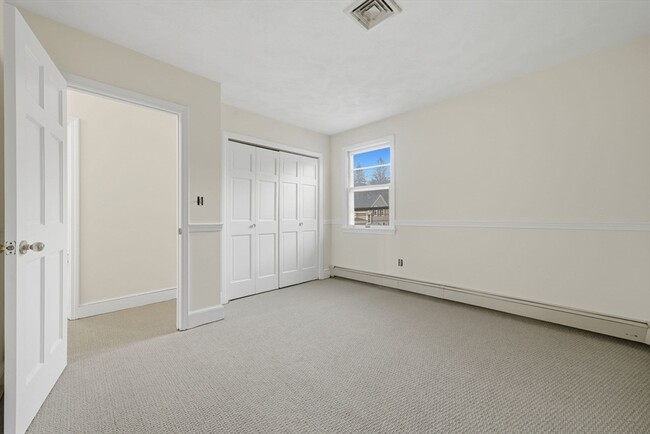 Building Photo - 99 Garfield Ave