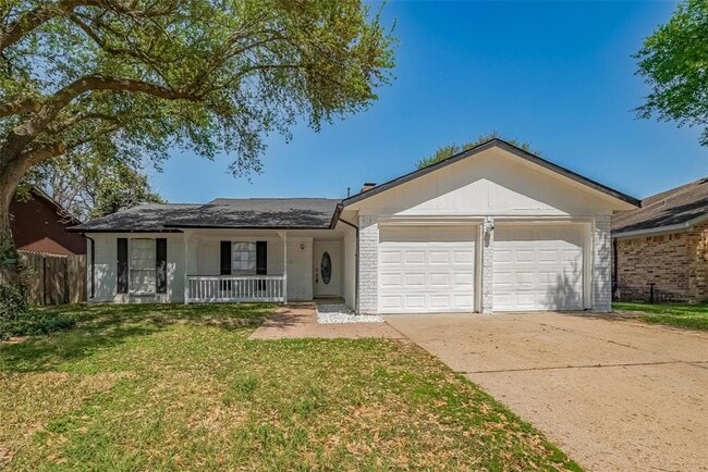 Building Photo - 6219 Canada Dr