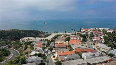 Building Photo - 210 Avenida Calafia
