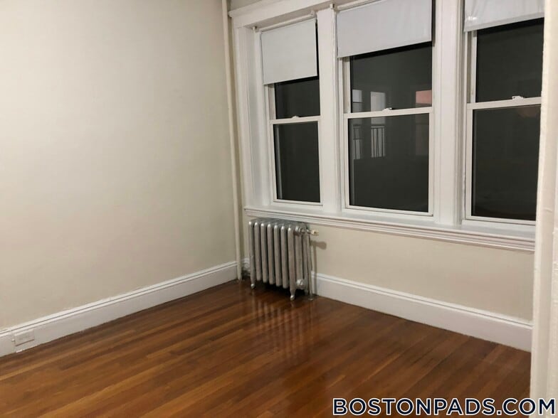 Building Photo - 1171 Boylston St