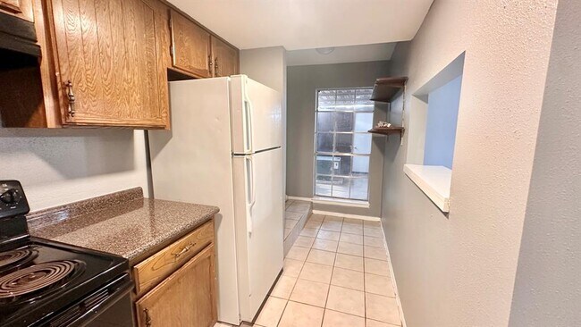 Building Photo - 4205 Benard Ct