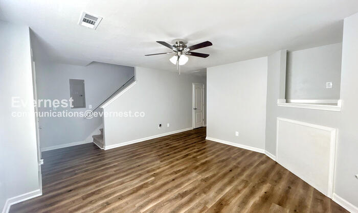 Building Photo - 2955 Fields Dr
