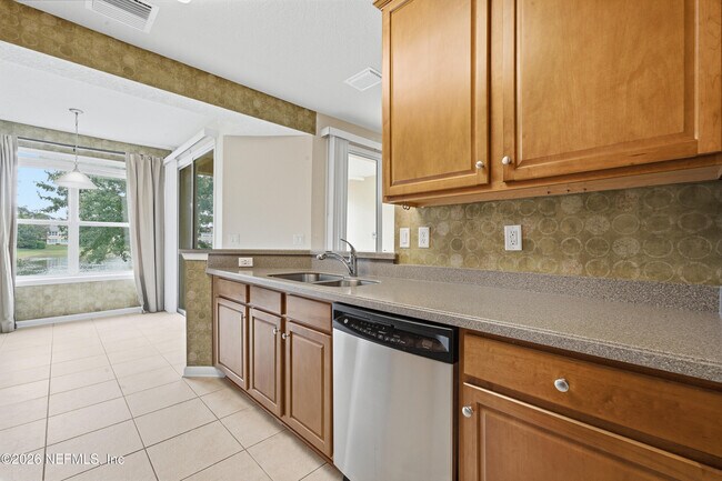 Building Photo - 6668 White Blossom Cir