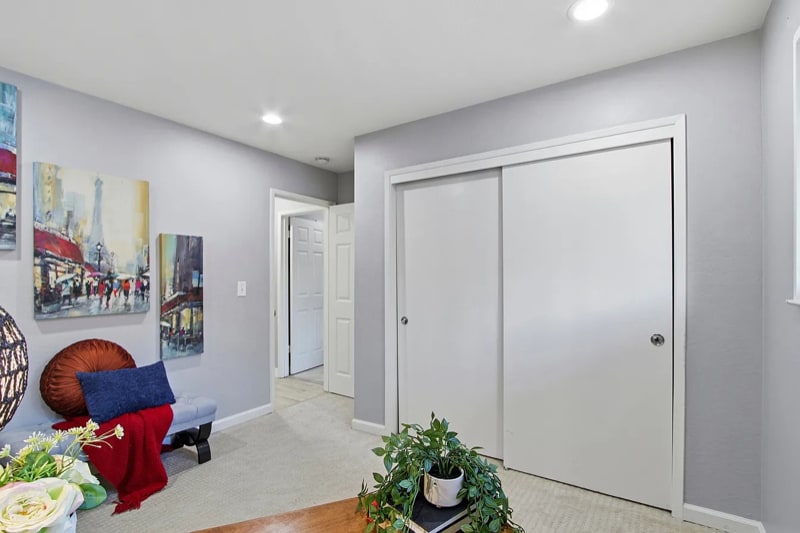 Building Photo - 597 Valley Forge Way