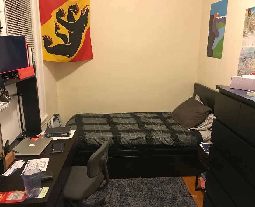 Building Photo - 70 Calumet St