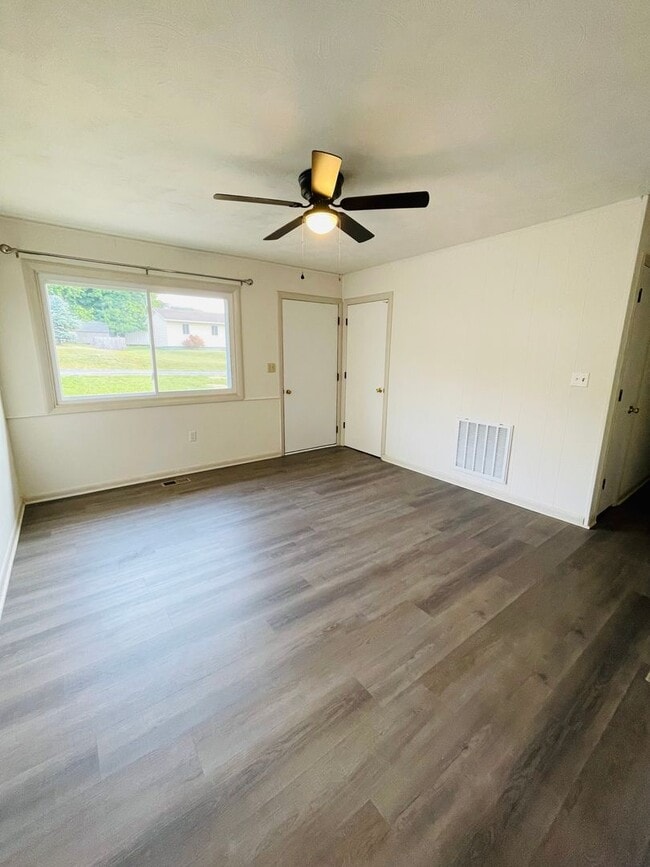Building Photo - Single family home in Timberville
