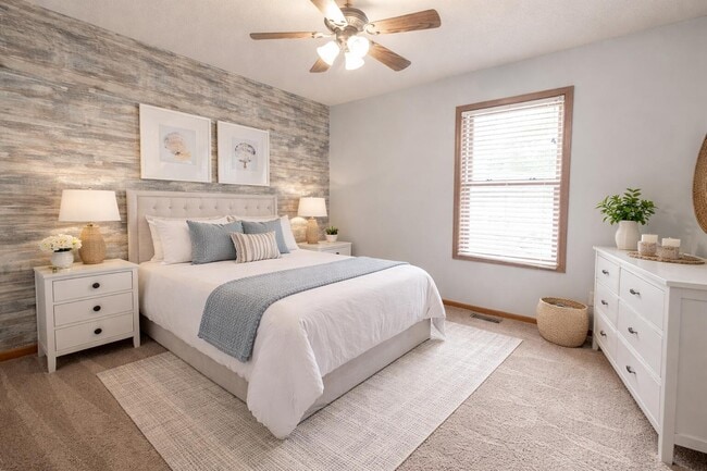 Building Photo - 1302 Look Out Ct