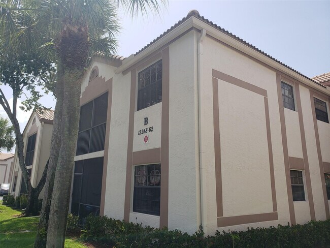 Building Photo - 12252 Royal Palm Blvd
