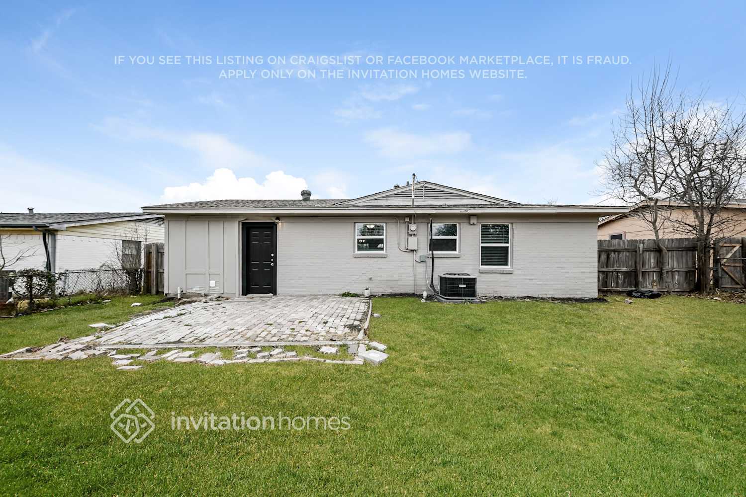 Building Photo - 2740 Blue Ridge Dr