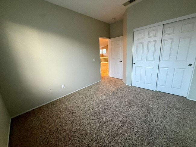 Building Photo - Scripps 3br plus loft garage yard granite kitchen TEXT 858-774-1574