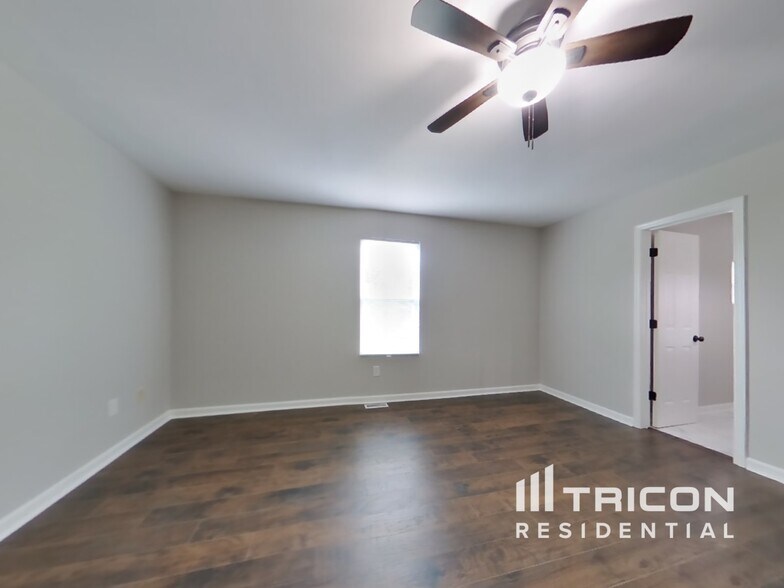 Building Photo - 3216 Plymouth Rock Dr
