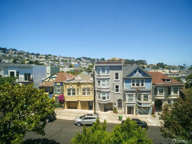 Building Photo - 49 Caselli Ave