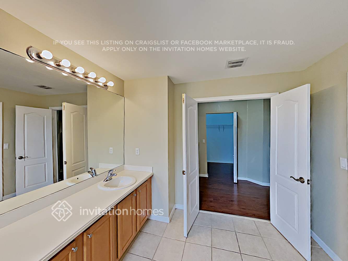 Building Photo - 276 Berenger Walk