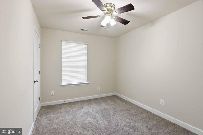 Building Photo - 410 Thelma Rd