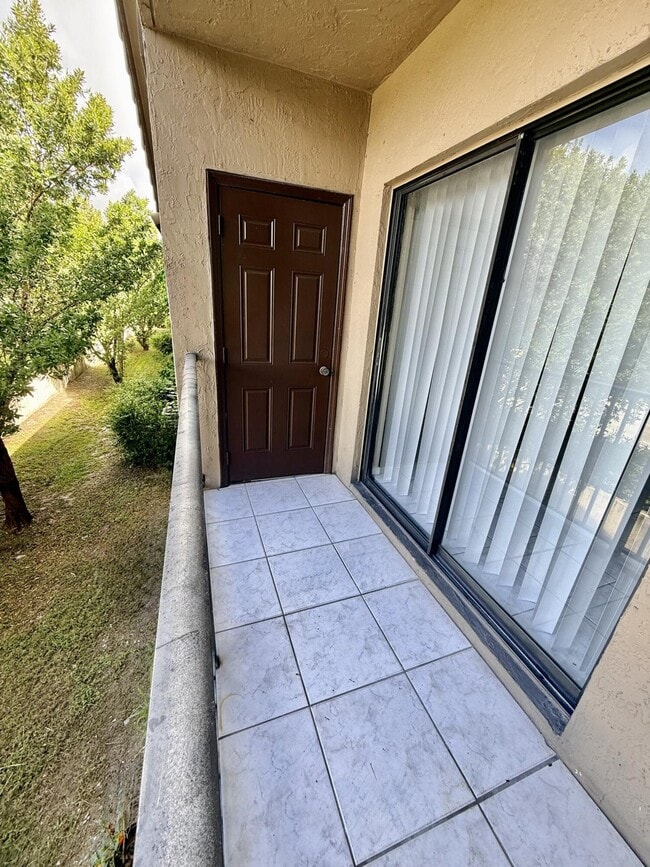 Building Photo - 11632 NW 23rd Ct