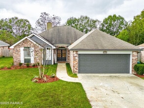Building Photo - 130 Windermere Cir