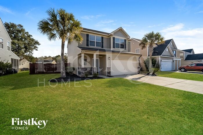 Building Photo - 219 Silk Oak Dr
