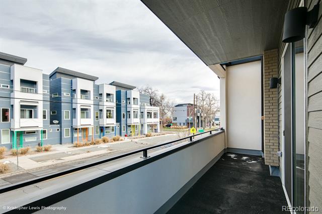 Building Photo - 3312 W 17th Ave