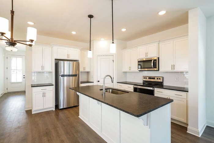 Building Photo - 308 B Lake Street