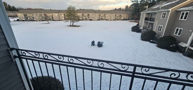 Building Photo - 94 Tennis Plaza Rd