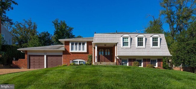 Primary Photo - 1208 Forestwood Dr