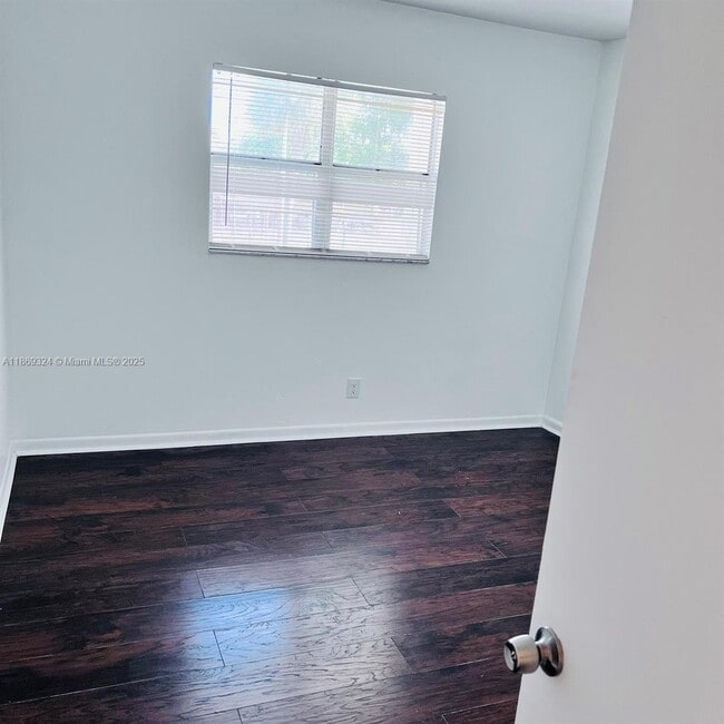 Building Photo - 5721 Blueberry Ct