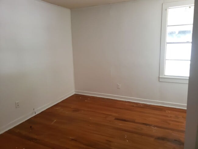 Building Photo - Home for rent