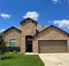 Building Photo - 365 Orion Dr