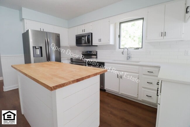 Building Photo - 7516 Bridgewater Dr