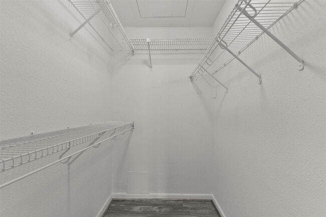 Building Photo - 1311 Antoine Dr