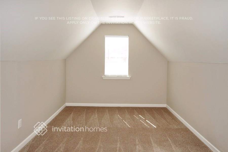 Building Photo - 1213 Dressage Ridge NE