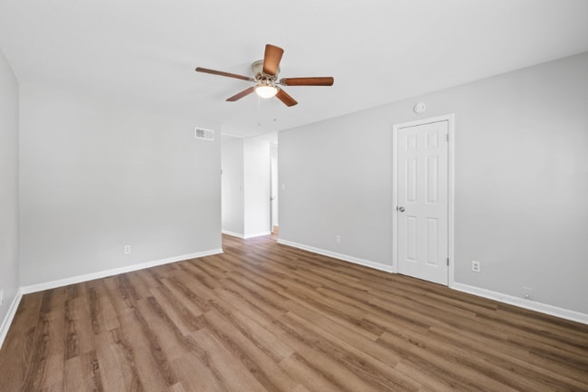 Building Photo - 1208 Gadd Rd