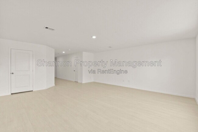 Building Photo - 12403 Mountain Daisy Rd