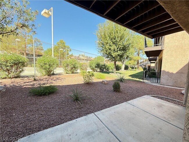 Building Photo - 4025 Delos Dr