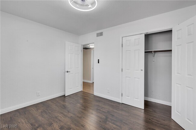 Building Photo - 7604 Charles Conrad Cir