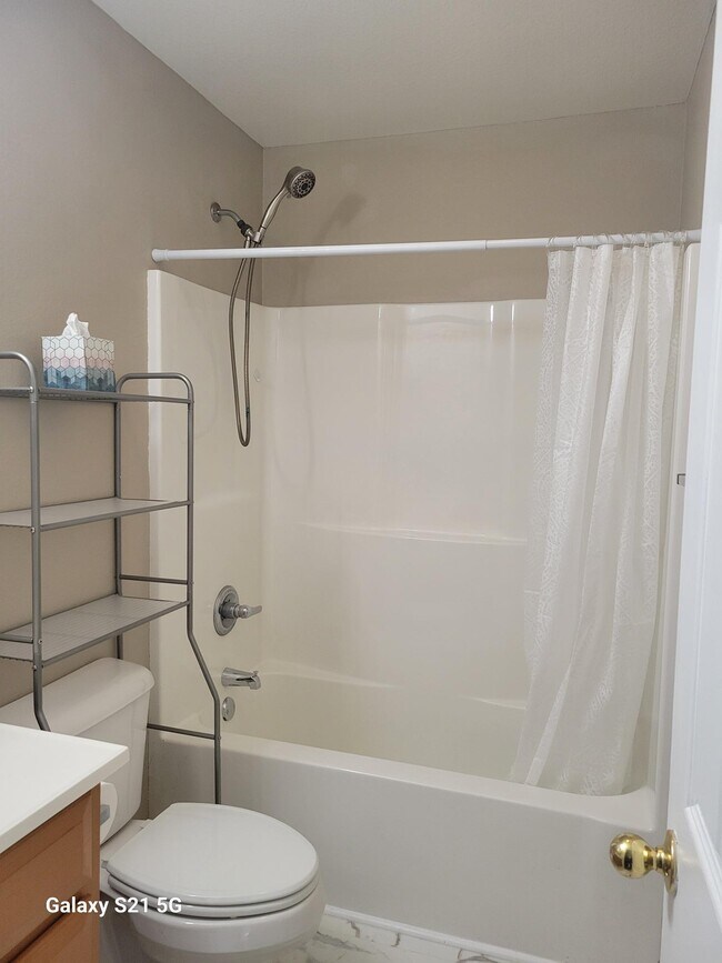 Building Photo - 251 Myrtle Ave