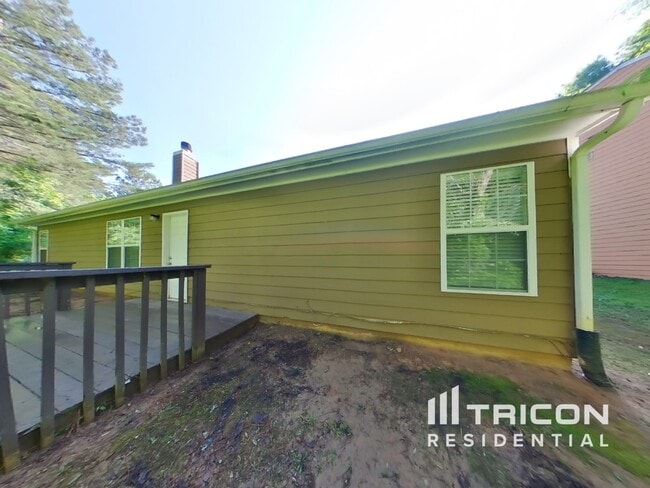 Building Photo - 7070 Springgrove Ct