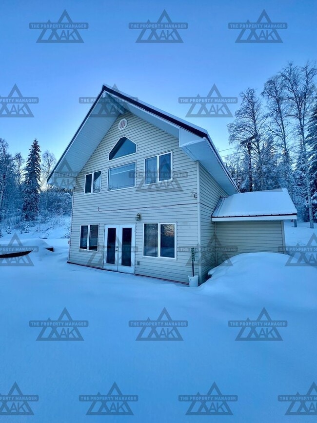 Building Photo - Beautiful 3 bedroom home for rent / Sorry no pets / Heat Included!!