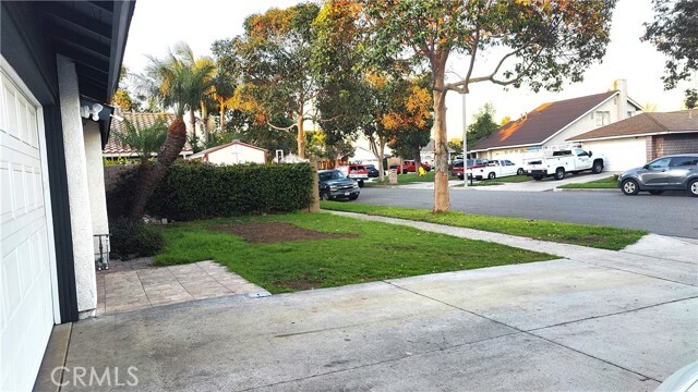 Building Photo - 1418 N Glenarbor St