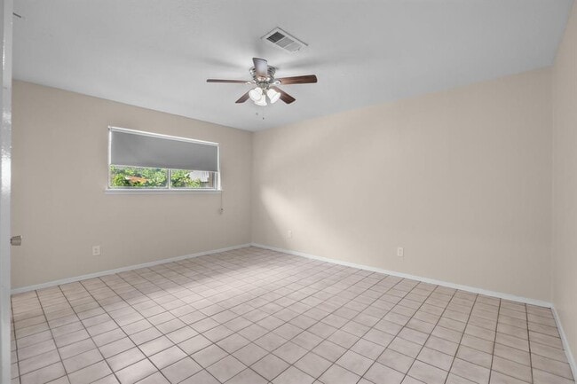 Building Photo - 15718 Sea Lark Rd